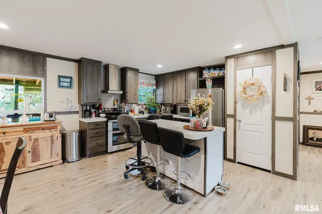 $158,500 | 344 Seba Street, Hurst, IL 62949