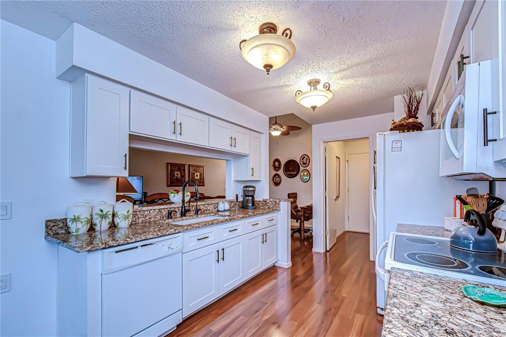 6543 Pine Walk Drive New Port Richey, FL 34655 - Photo 16 of 43