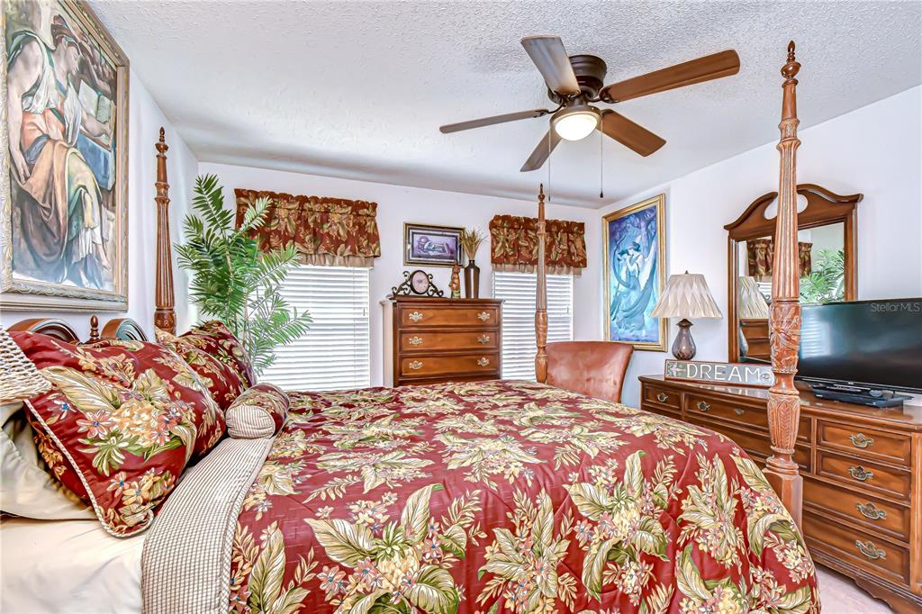 6543 Pine Walk Drive New Port Richey, FL 34655 - Photo 9 of 43