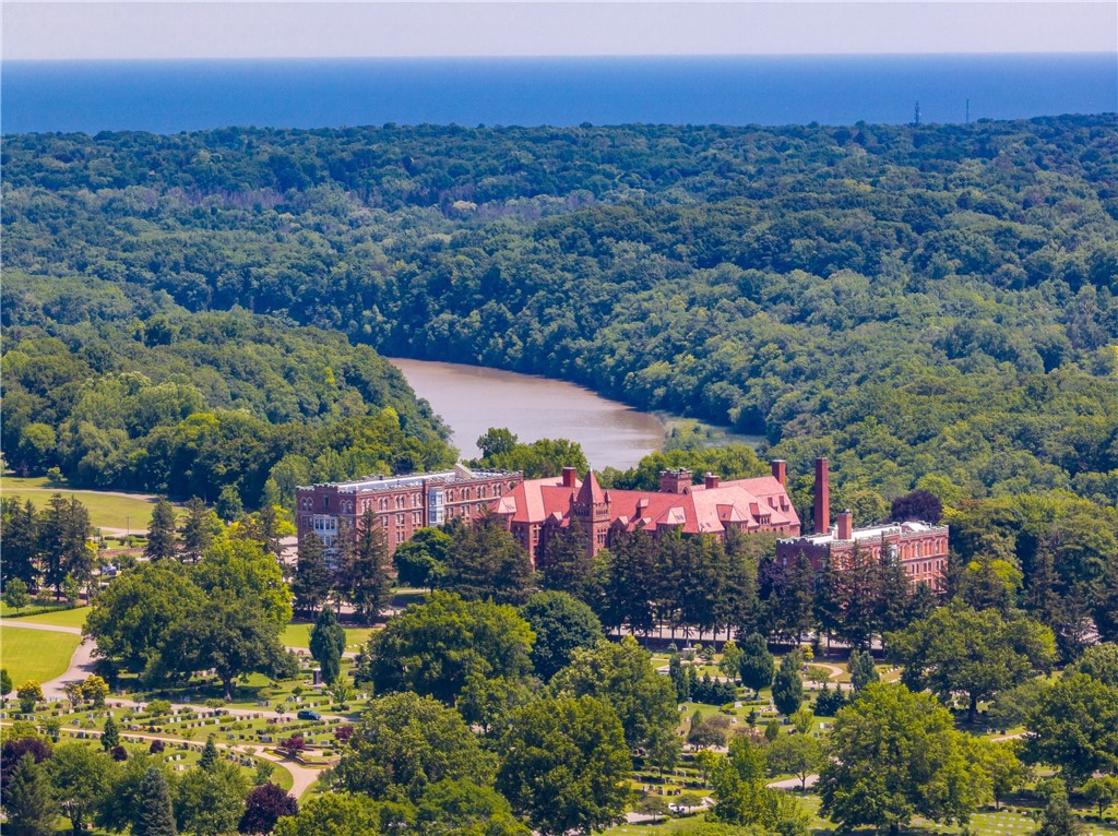 84 Mayflower Street Rochester, NY 14615 - Photo 3 of 23