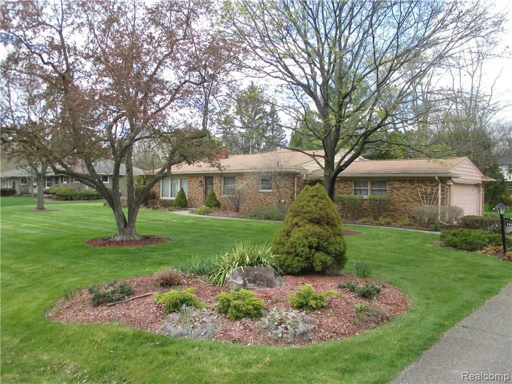 368 Willow Tree Lane Rochester Hills, MI 48306 - Photo 4 of 34