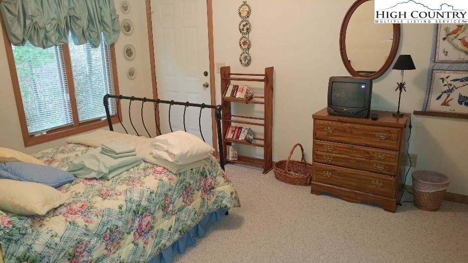 102 Spring Branch Road Beech Mountain, NC 28604 - Photo 7 of 17 Gallery Image 7