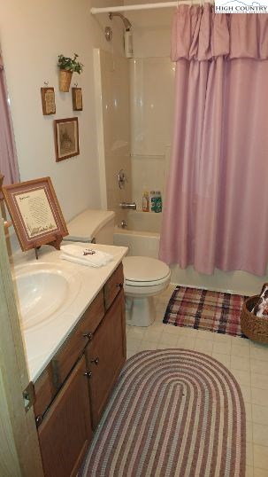 102 Spring Branch Road Beech Mountain, NC 28604 - Photo 8 of 17 Gallery Image 8