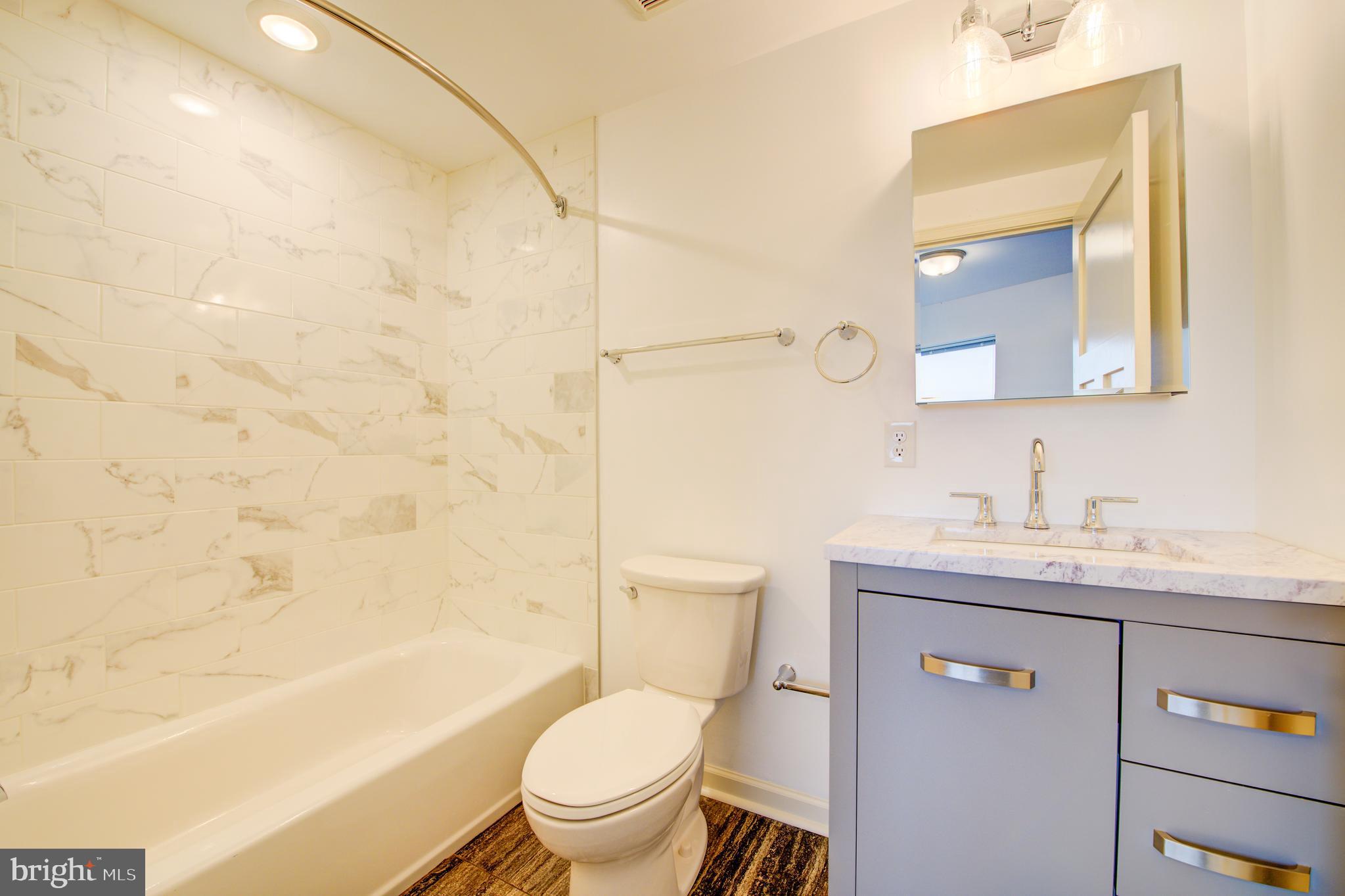 6649 Ridge Avenue, Unit B305 Philadelphia, PA 19128 - Photo 12 of 14