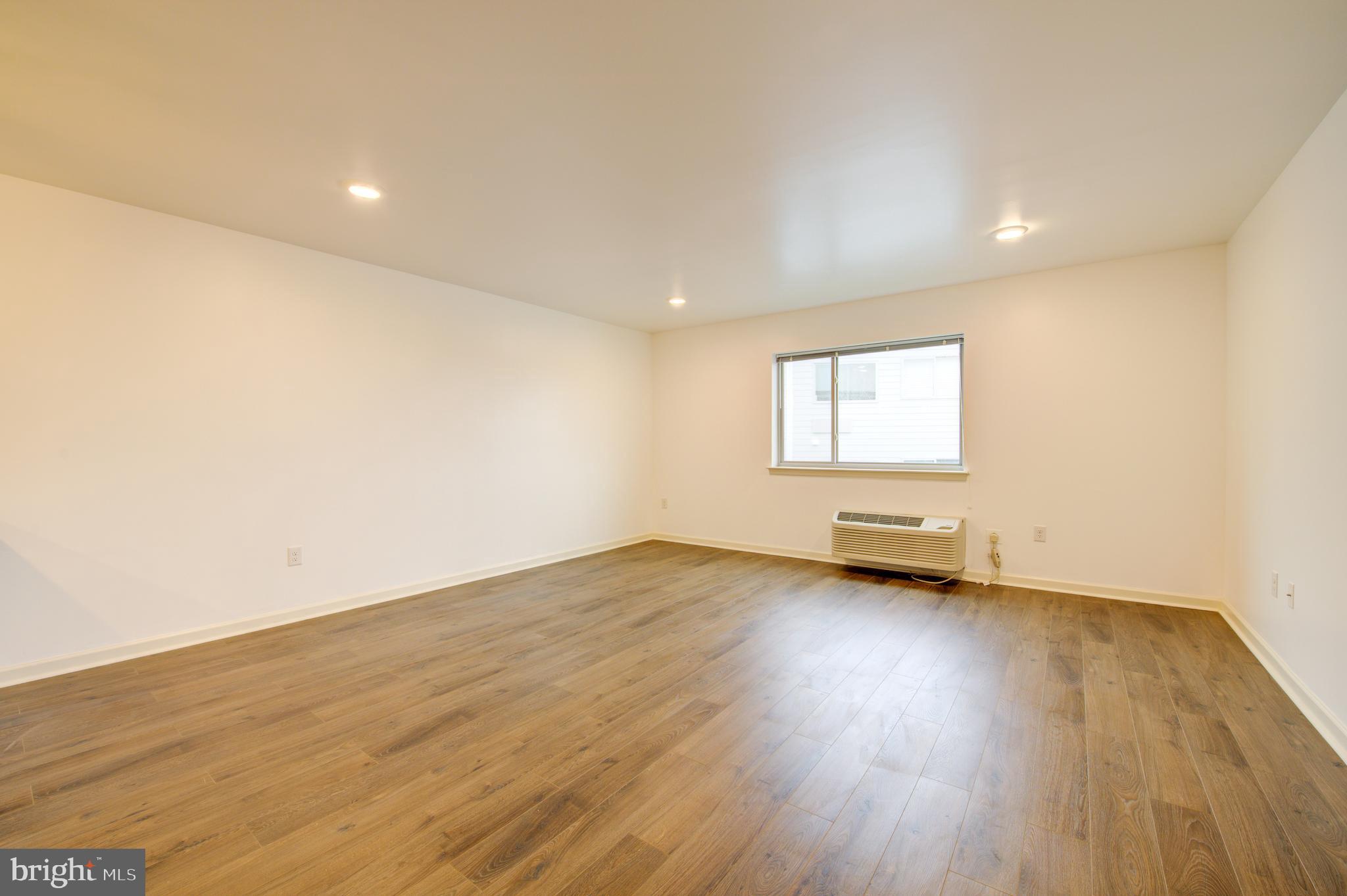 6649 Ridge Avenue, Unit B305 Philadelphia, PA 19128 - Photo 5 of 14
