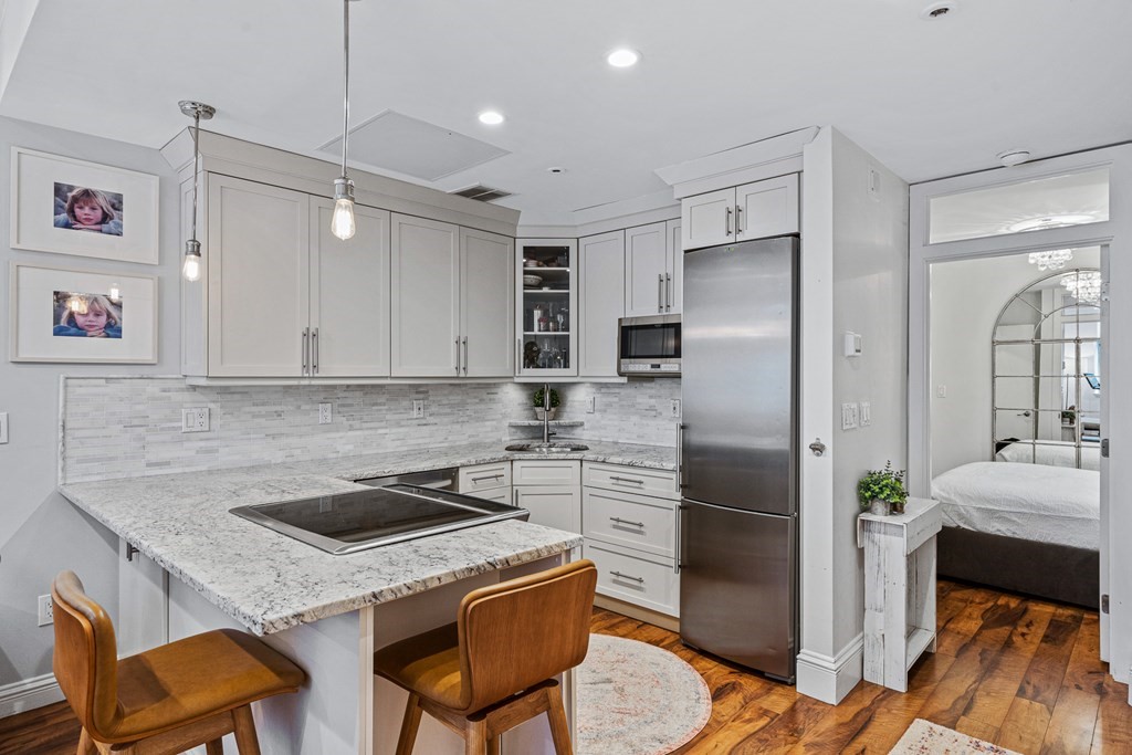 300 Commercial Street, Unit 209 Boston, MA 02109 - Photo 8 of 18