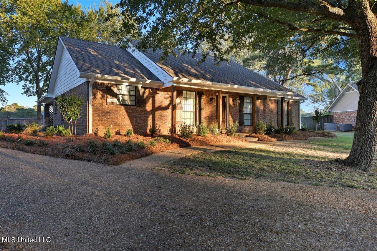 418 Wildwood Pointe Madison, MS 39110 - Photo 4 of 36 main