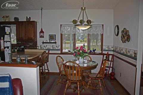 8382 North Seymour Road Flushing, MI 48433 - Photo 4 of 14 20185383-3.JPG