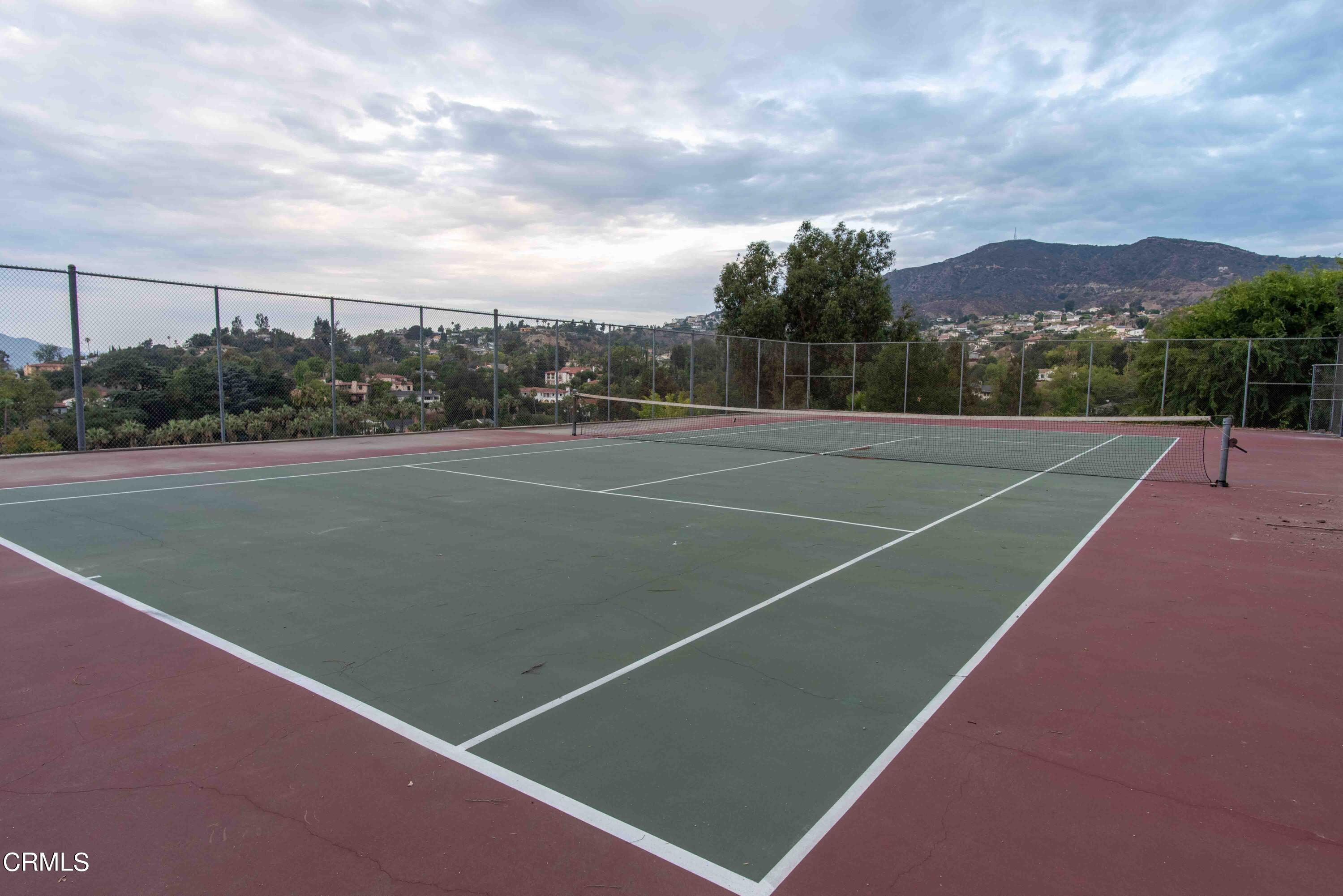 1521 Roca Drive Glendale, CA 91207 - Photo 4 of 54 a view of a tennis court