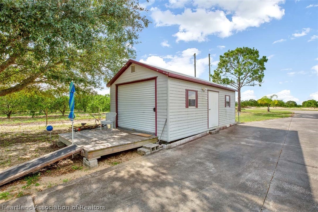 615 Moon Road Sebring, FL 33870 - Photo 4 of 30 Gallery Image 4