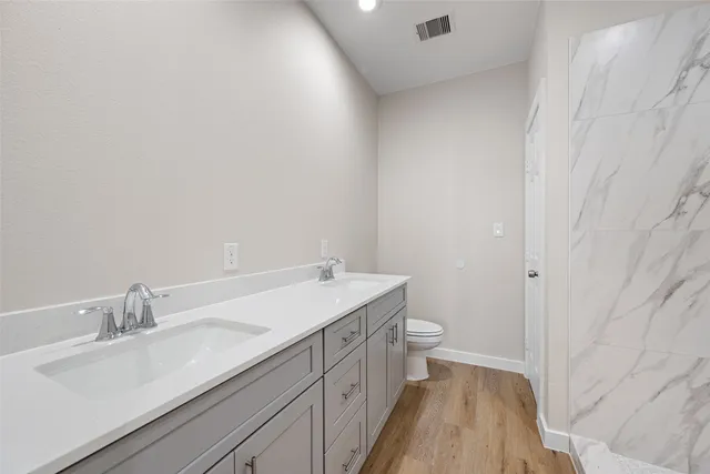 $1,800 | 9409 Clinton Drive, Unit A, Houston, TX 77029