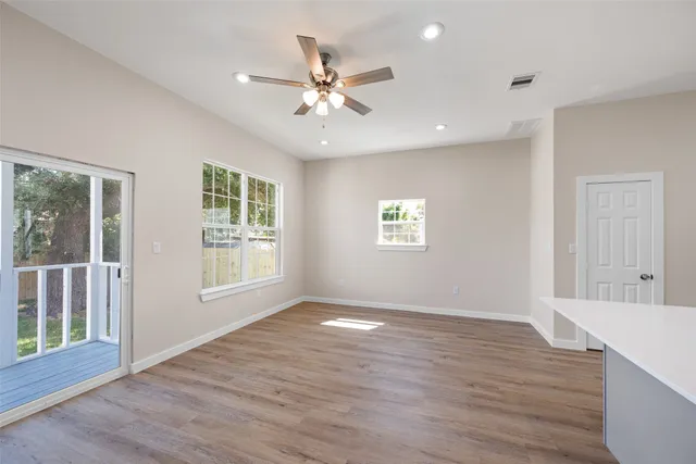 $1,800 | 9409 Clinton Drive, Unit A, Houston, TX 77029