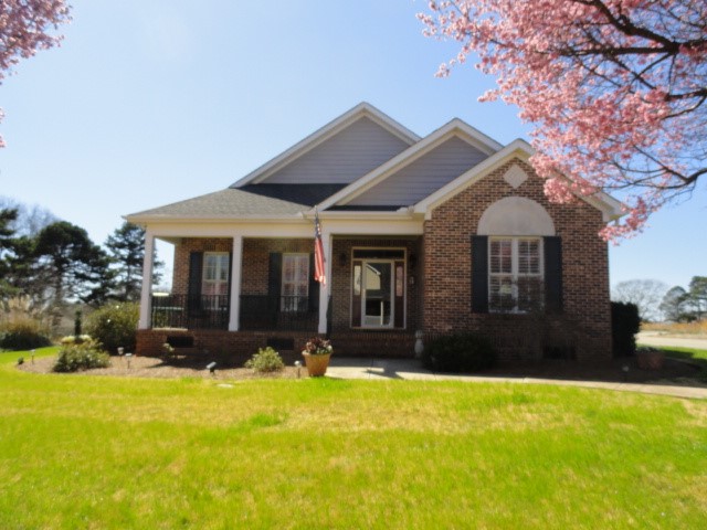101 Village Main Anderson, SC 29621 - Photo 2 of 24 Gallery Image 2