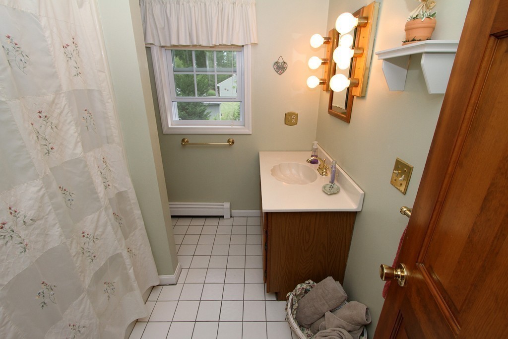 7 Reed Farm Road Lakeville, MA 02347 - Photo 18 of 27 Gallery Image 18