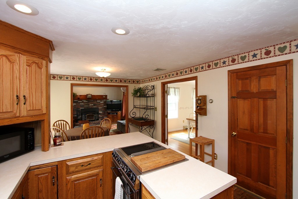 7 Reed Farm Road Lakeville, MA 02347 - Photo 6 of 27 Gallery Image 6