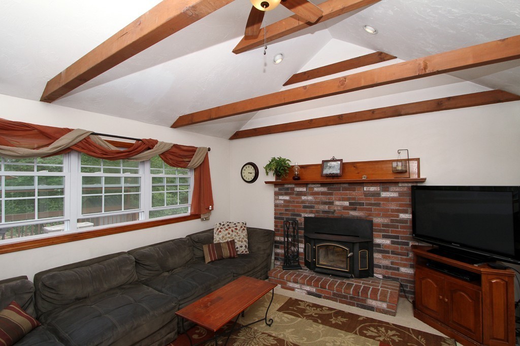 7 Reed Farm Road Lakeville, MA 02347 - Photo 8 of 27 Gallery Image 8