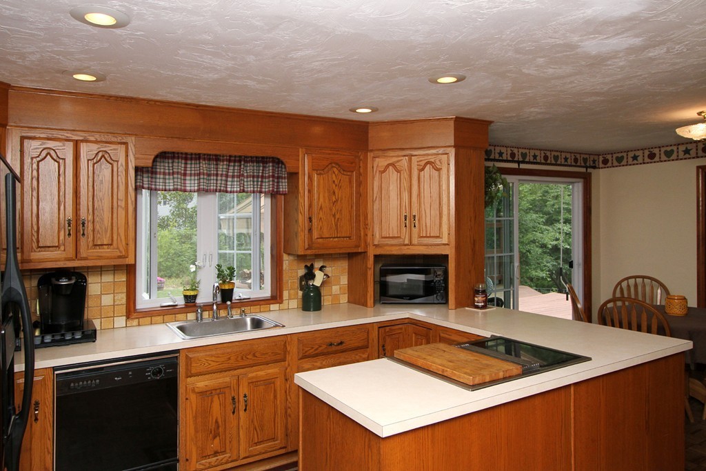 7 Reed Farm Road Lakeville, MA 02347 - Photo 9 of 27 Gallery Image 9