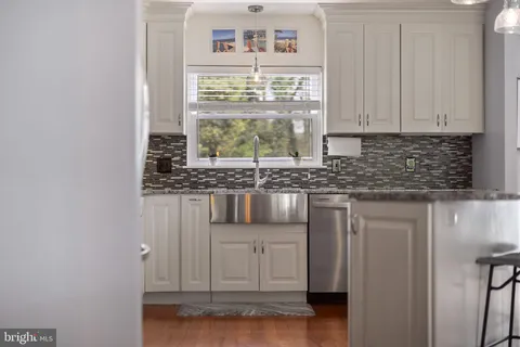 $600,000 | 2133 Blackhorse Drive, Warrington, PA 18976