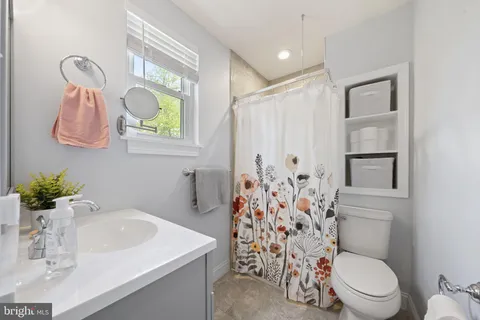 $600,000 | 2133 Blackhorse Drive, Warrington, PA 18976