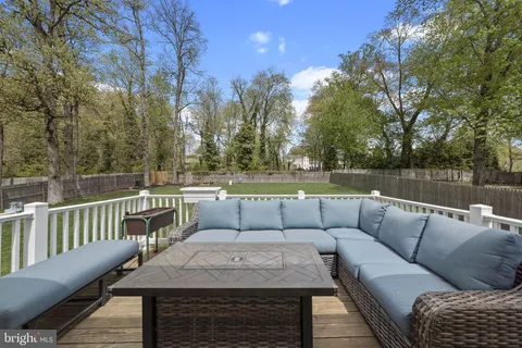 $600,000 | 2133 Blackhorse Drive, Warrington, PA 18976