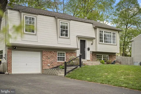 $600,000 | 2133 Blackhorse Drive, Warrington, PA 18976