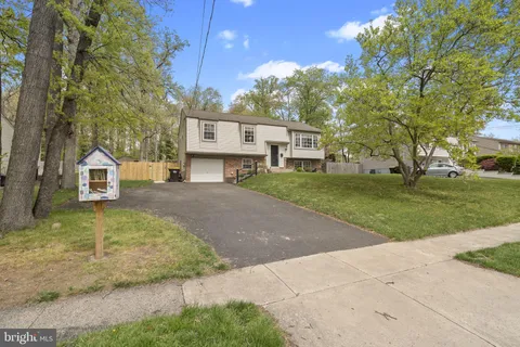 $600,000 | 2133 Blackhorse Drive, Warrington, PA 18976