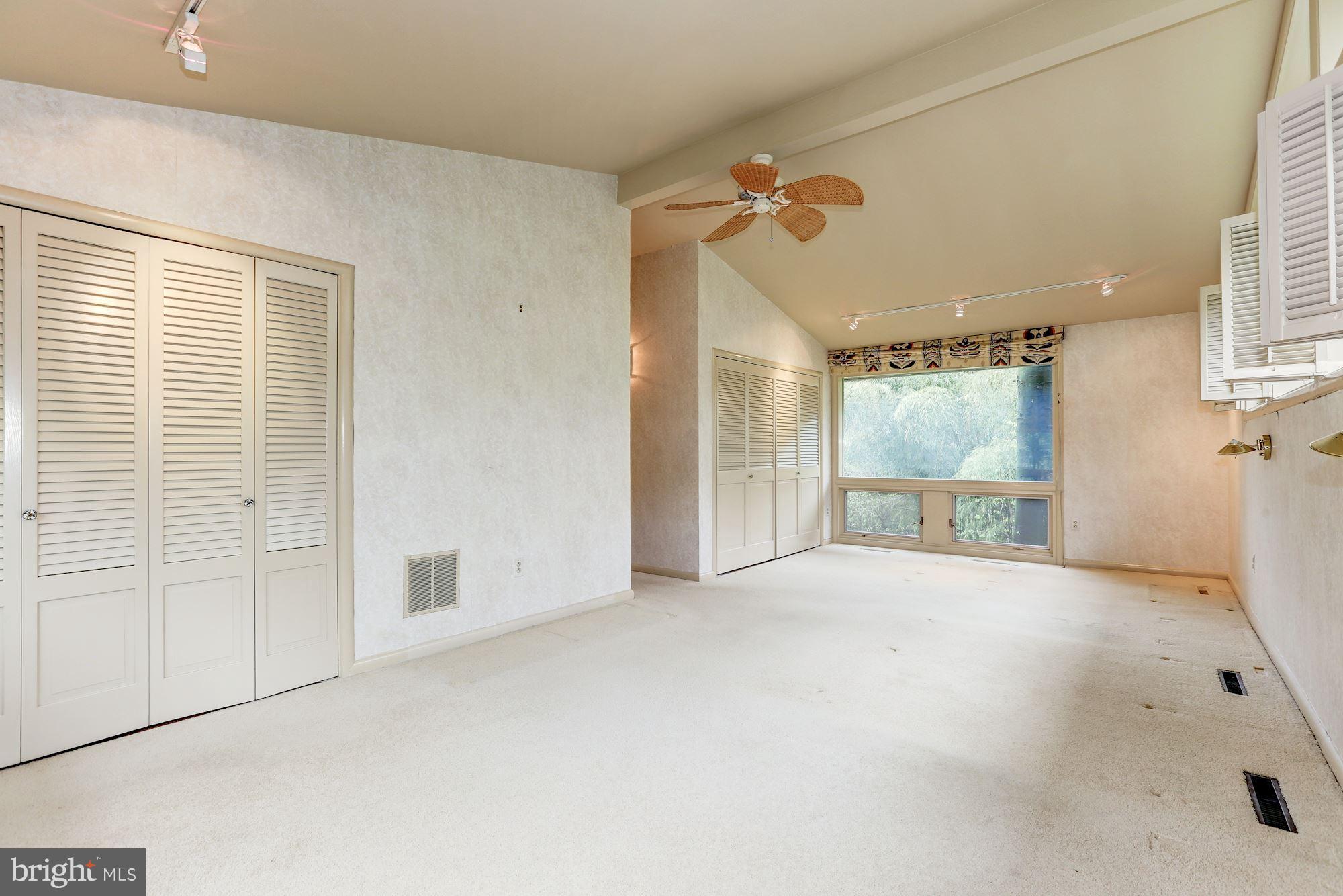 5716 Bent Branch Road Bethesda, MD 20816 - Photo 16 of 30 Main Level - Master Bedroom