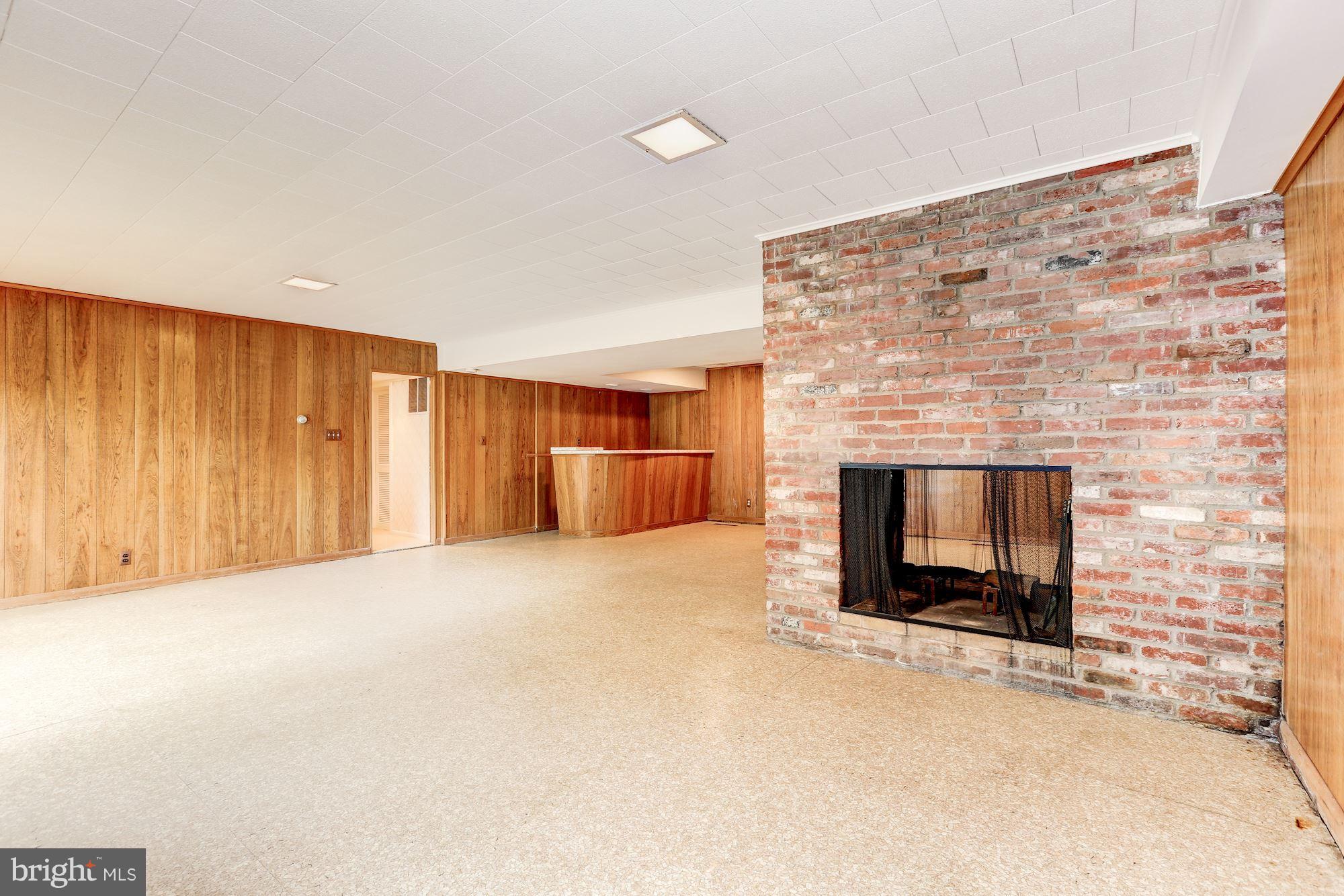 5716 Bent Branch Road Bethesda, MD 20816 - Photo 22 of 30 Lower Level - Recreation Room