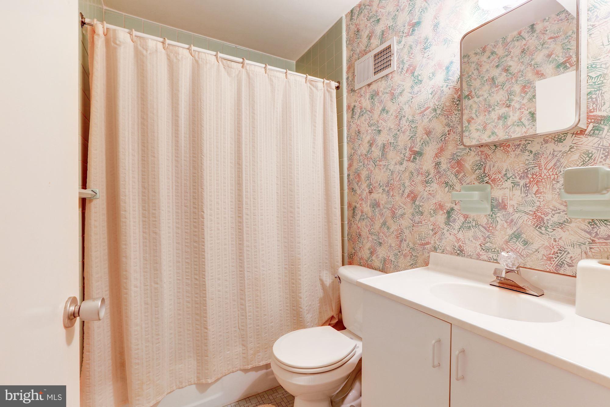 5716 Bent Branch Road Bethesda, MD 20816 - Photo 26 of 30 Lower Level - Full Bath