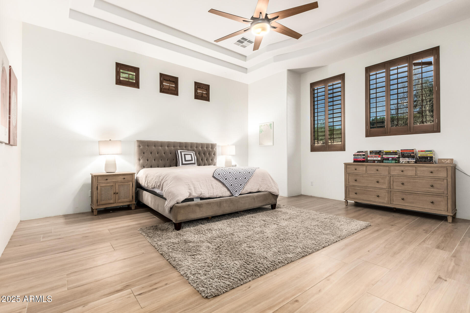 1611 West Pearce Road Phoenix, AZ 85041 - Photo 22 of 52 Primary suite