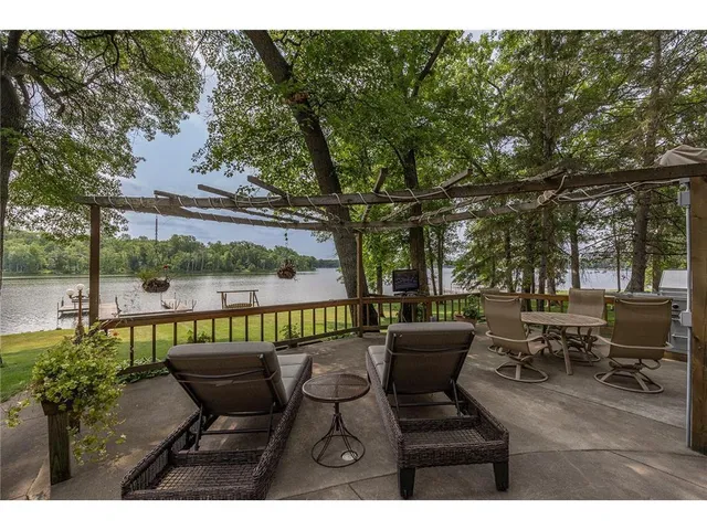 $1,425,000 | 33992 Sunrise Island Road, Crosslake, MN 56442