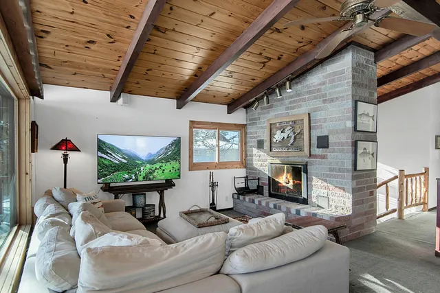 $1,425,000 | 33992 Sunrise Island Road, Crosslake, MN 56442