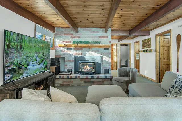 $1,425,000 | 33992 Sunrise Island Road, Crosslake, MN 56442