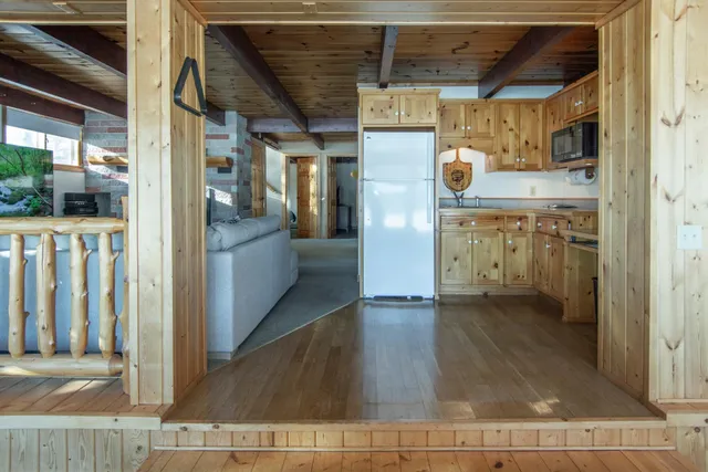 $1,425,000 | 33992 Sunrise Island Road, Crosslake, MN 56442