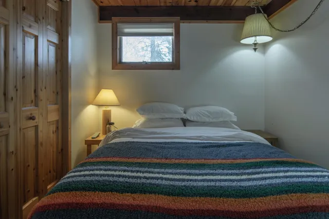 $1,425,000 | 33992 Sunrise Island Road, Crosslake, MN 56442