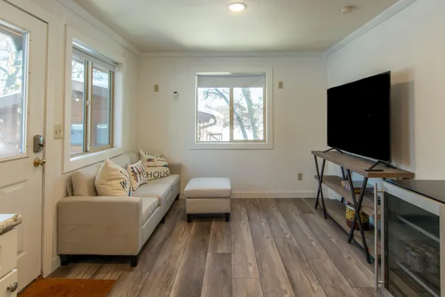 $1,425,000 | 33992 Sunrise Island Road, Crosslake, MN 56442