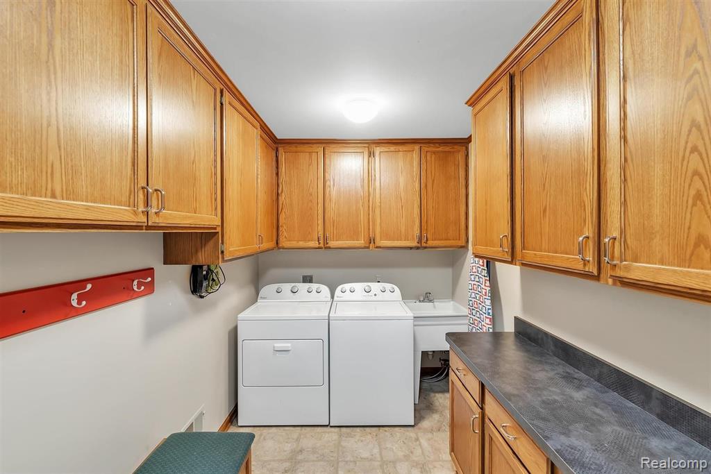 25735 Rutledge Crossing Farmington Hills, MI 48335 - Photo 22 of 53