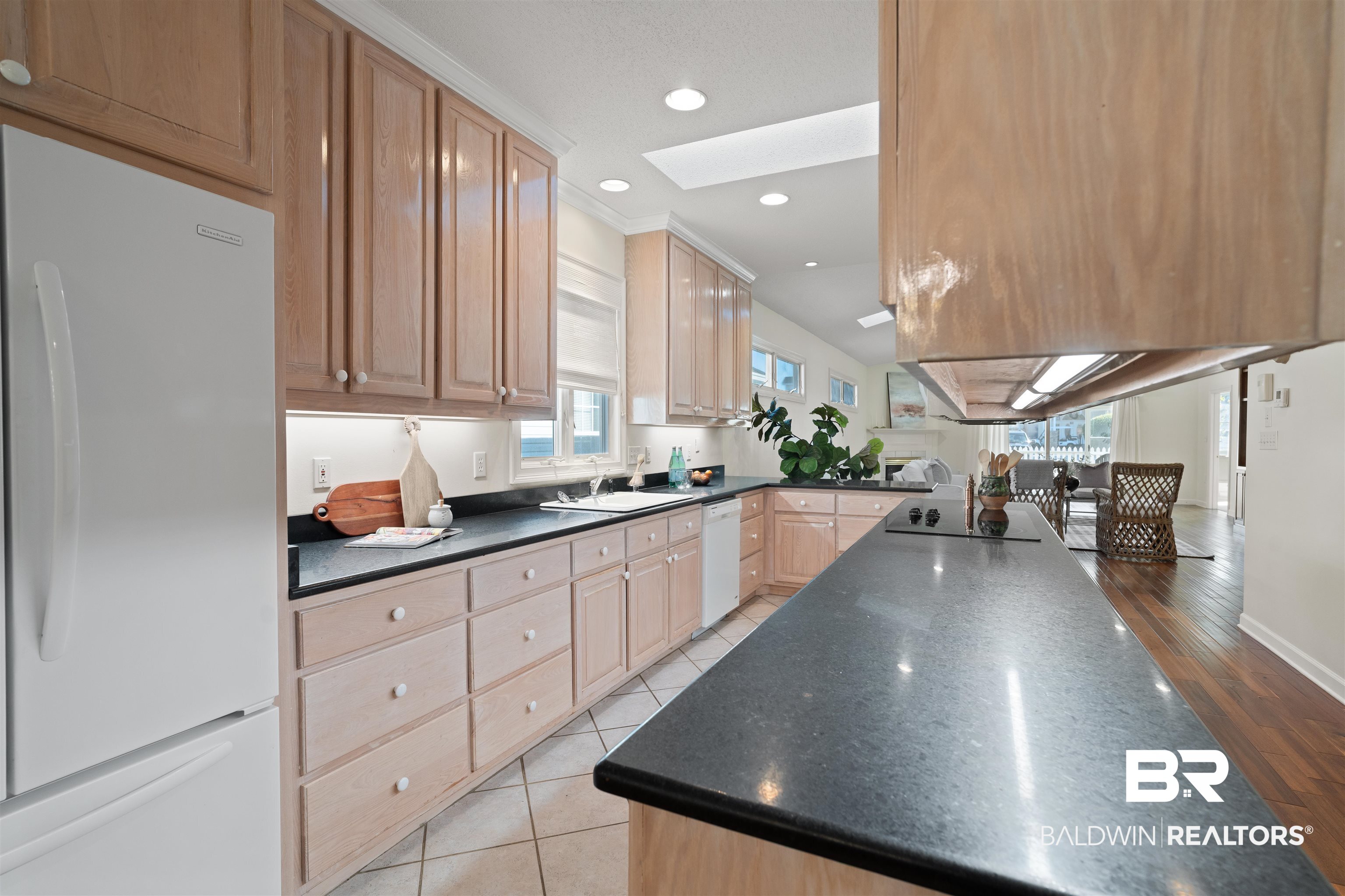 952 Edwards Avenue Fairhope, AL 36532 - Photo 4 of 56