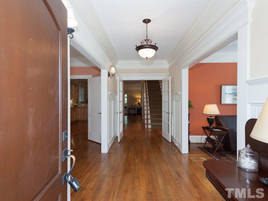 2509 Beechridge Road Raleigh, NC 27608 - Photo 4 of 25