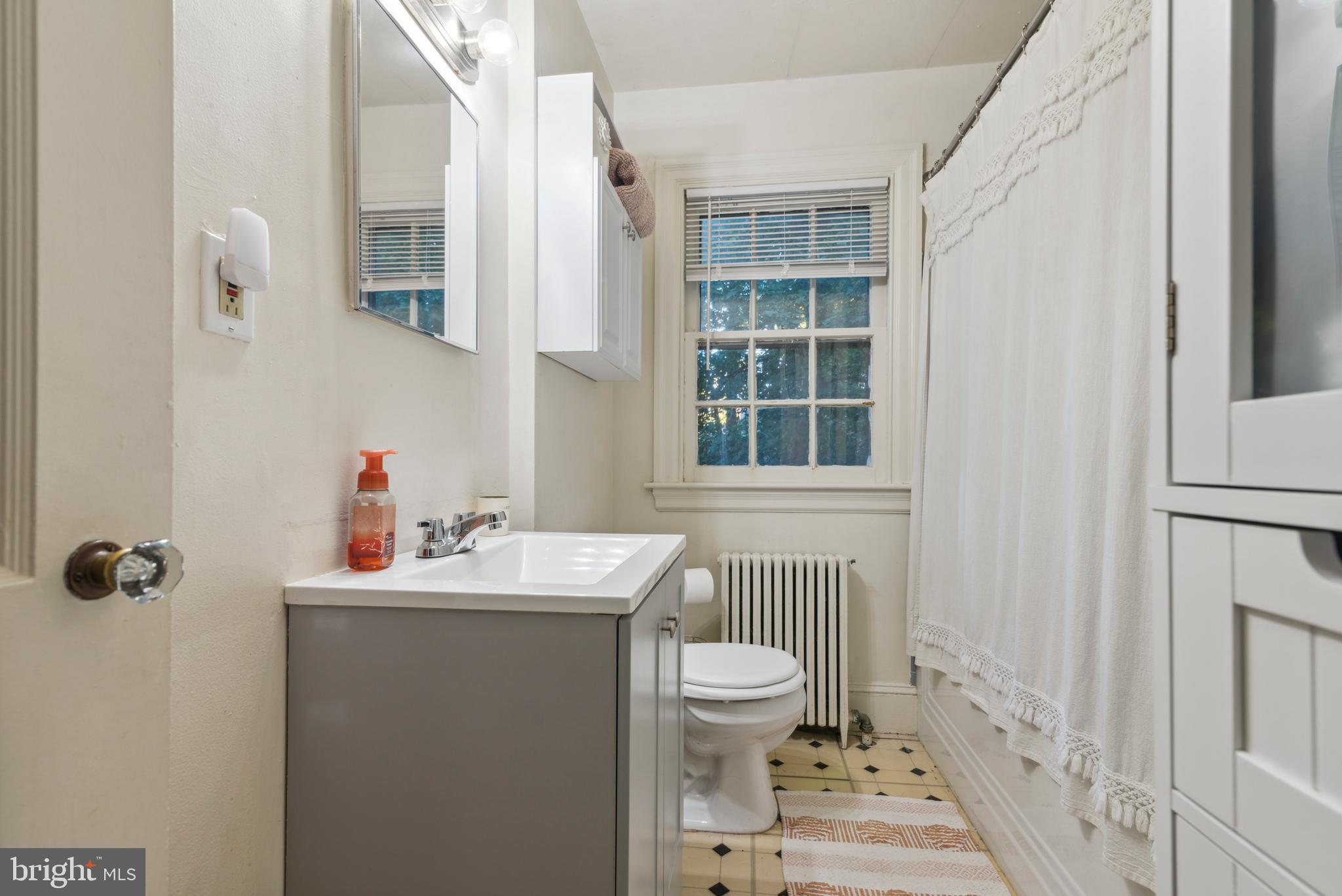 2113 Keith Road Abington, PA 19001 - Photo 13 of 26