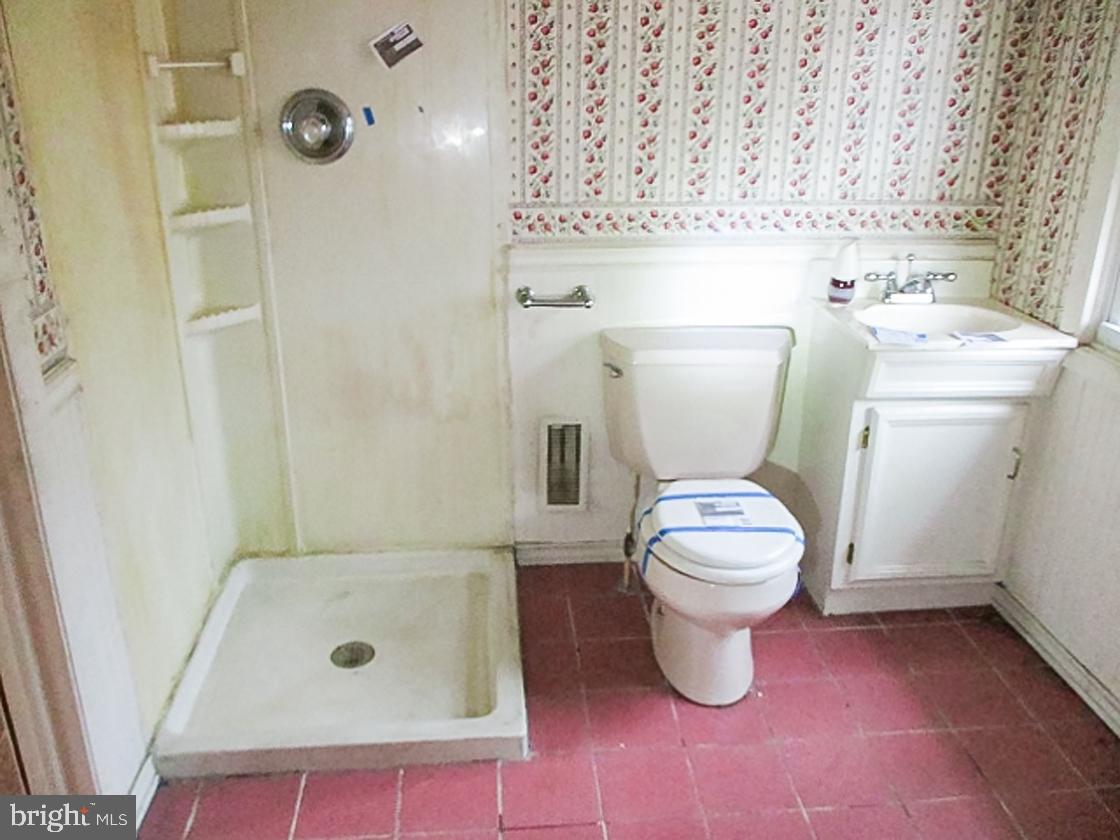 416 Angelow Road Berlin, NJ 08009 - Photo 12 of 23