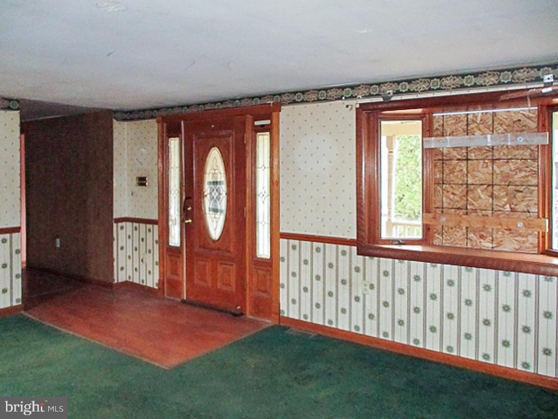 416 Angelow Road Berlin, NJ 08009 - Photo 4 of 23