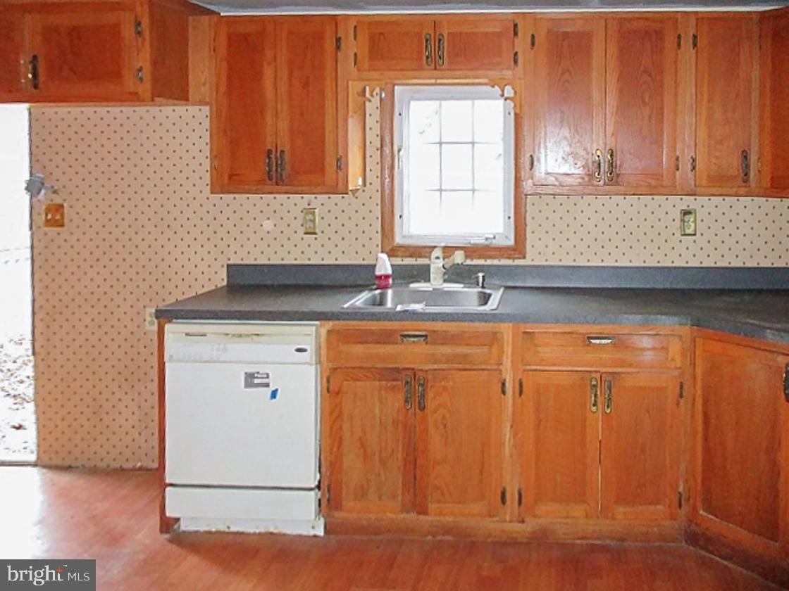 416 Angelow Road Berlin, NJ 08009 - Photo 7 of 23