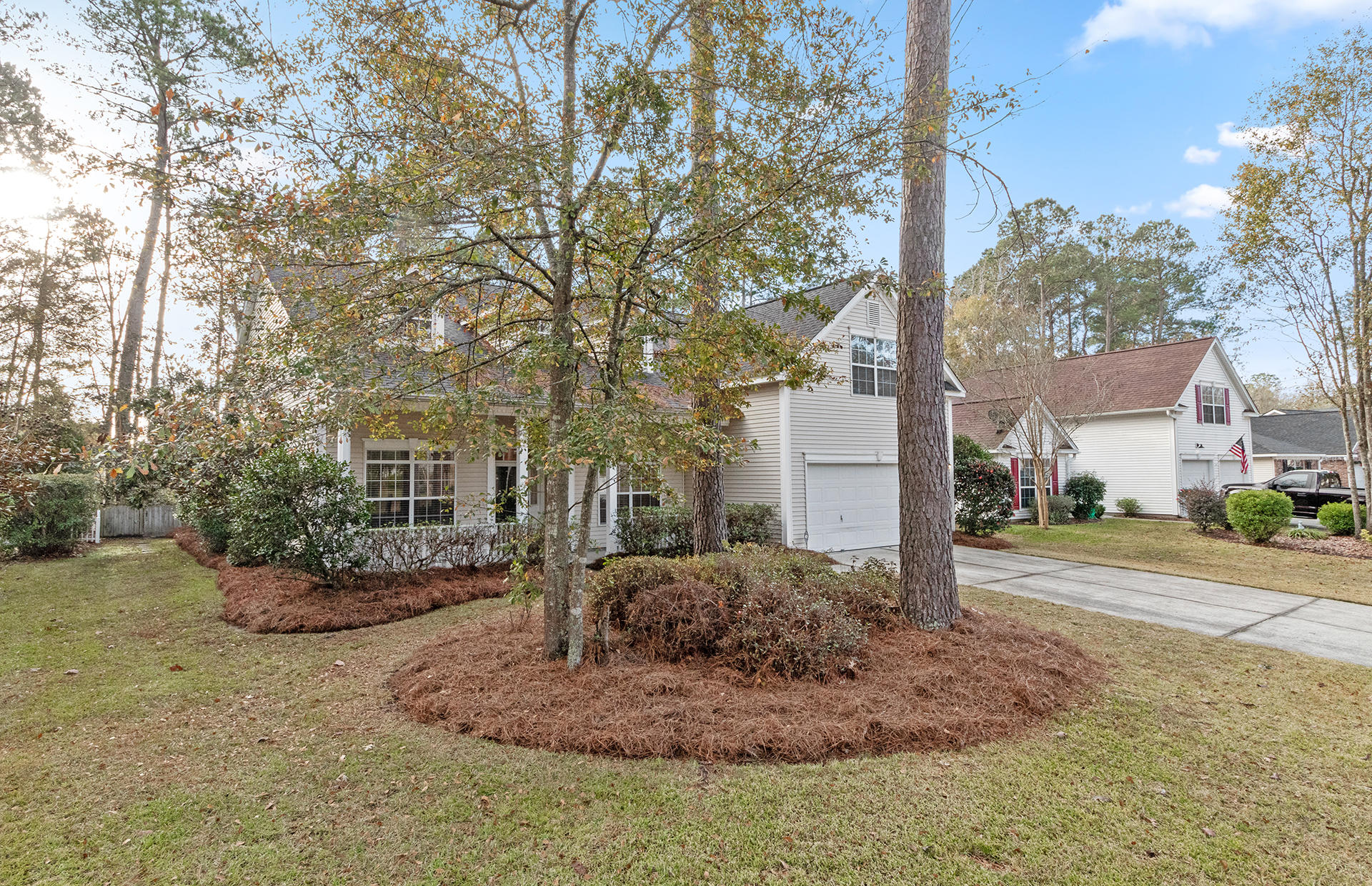 539 Pointe Of Oaks Road Summerville, SC 29485 - Photo 3 of 42 3