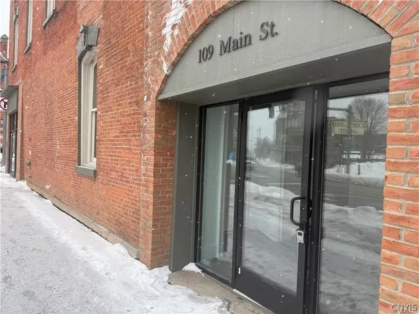 $1,775 | 109 Main Street, Unit 2 AND 4, Cortland, NY 13045