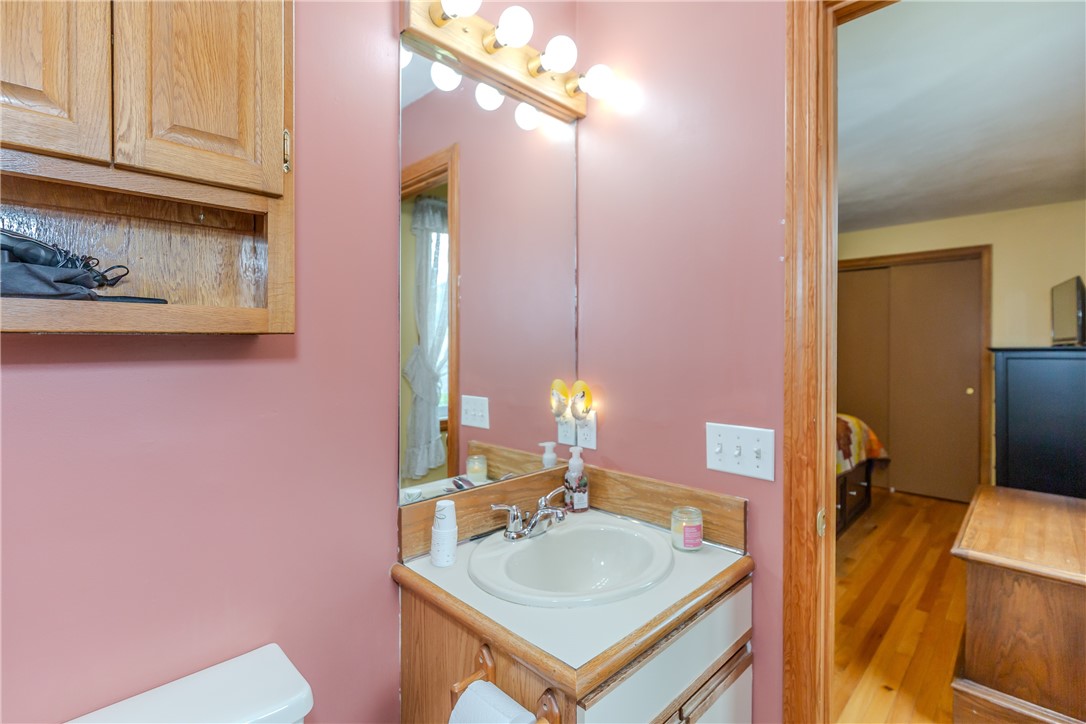 54 Colvintown Road Coventry, RI 02816 - Photo 28 of 50