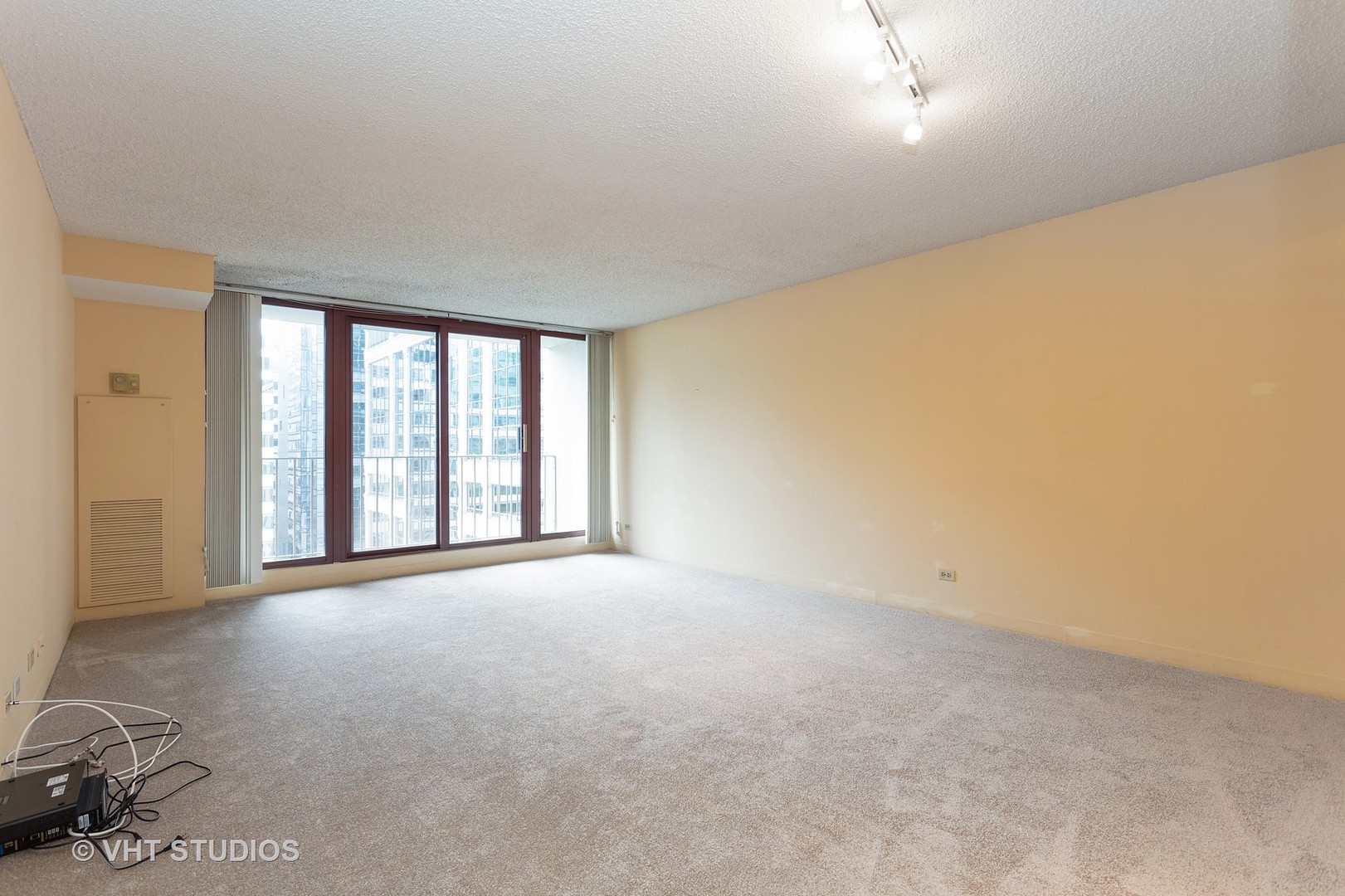 200 North Dearborn Street, Unit 2307 Chicago, IL 60601 - Photo 3 of 10