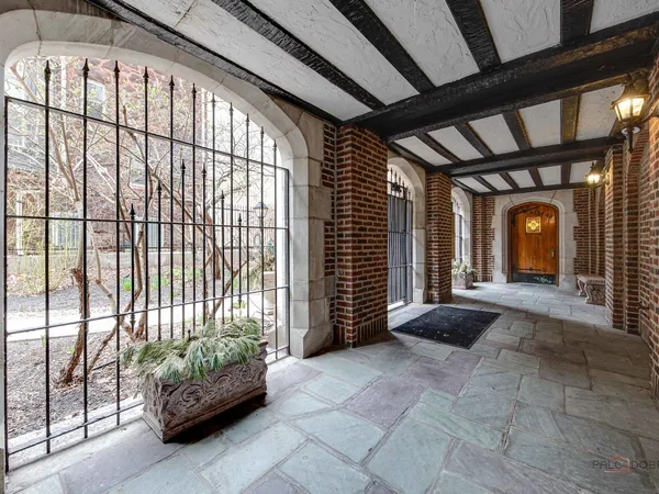 $420,000 | 6336 North Sheridan Road, Unit 5B, Chicago, IL 60660