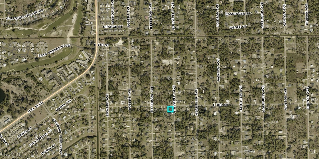 2606 East 3rd Street Lehigh Acres, FL 33936 - Photo 2 of 2 a close view of a shower