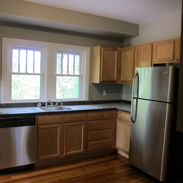21 Campus Place Springfield, MA 01109 - Photo 15 of 30 Gallery Image 15